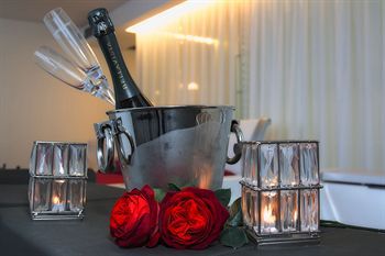 Room Service - Dining